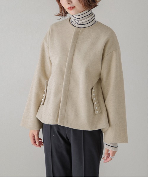 AMELY(エミリー)の「パールボタンノーカラージャケット(その他アウター・レディース・ベージュ/ブラック/チャコール・M/L)」の10枚目の写真