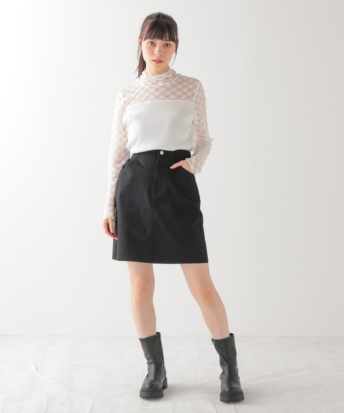 Honeys（ハニーズ）の「レース切替ハイネック（Tシャツ/カットソー・レディース・ホワイト/ブラック/ピンクベージュ/クリーム・S/M/L）」の17枚目の写真