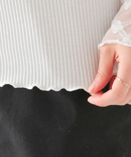 Honeys（ハニーズ）の「レース切替ハイネック（Tシャツ/カットソー・レディース・ホワイト/ブラック/ピンクベージュ/クリーム・S/M/L）」の16枚目の写真