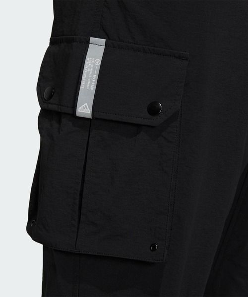 adidas(アディダス)の「シティエスケープ レギュラーフィット ユーティリティパンツ / アディダス adidas(スウェットパンツ・メンズ・ブラック/グリーン・XX-LARGE/LARGE/MEDIUM/SMALL/X-LARGE/3XL/XX-SMALL/X-SMALL)」の5枚目の写真