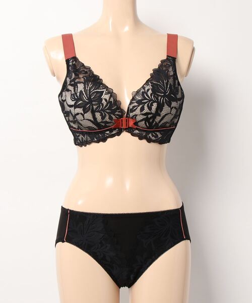 Lace Ladies(レースレディース)の「フロントホックノンワイヤーレースブラ&ショーツ 2点セット(ブラ&ショーツ・レディース・ホワイト/ミント/ベージュ/ブラック・70/85/80/75)」の15枚目の写真