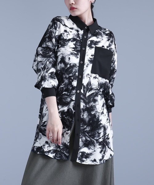 kOhAKU（コハク）の「水彩画風アート柄ロングシャツ（シャツ/ブラウス・レディース・ブラック・1/2）」の20枚目の写真