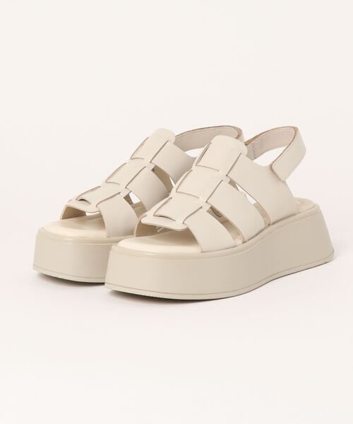 inter-chaussures(インターショシュール)の「【VAGABOND】厚底グルカテイストサンダル(E32105)(サンダル・レディース・ブラック/アイボリー・38/39/36/35/37)」の4枚目の写真