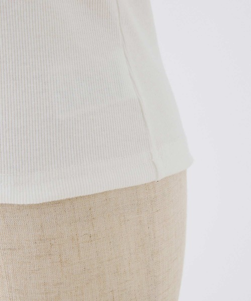 one after another NICE CLAUP（ワンアフターアナザーナイスクラップ）の「カップ付きシンプルキャミソール（キャミソール・レディース・オフホワイト/ブラック/ピンク/オートミール・FREE）」の10枚目の写真