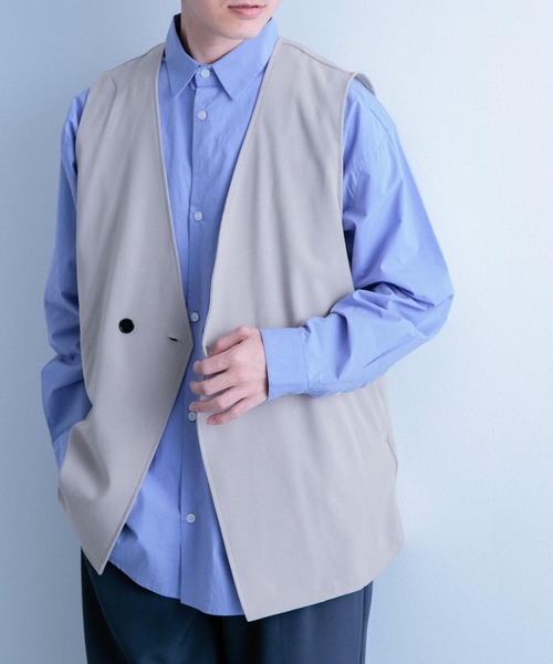 ITEMS URBANRESEARCH(アイテムズ アーバンリサーチ)の「ダブルブレスト TRジレ(ベスト・メンズ・ブラック/ライトグレー/ベージュ・LARGE/MEDIUM)」の3枚目の写真