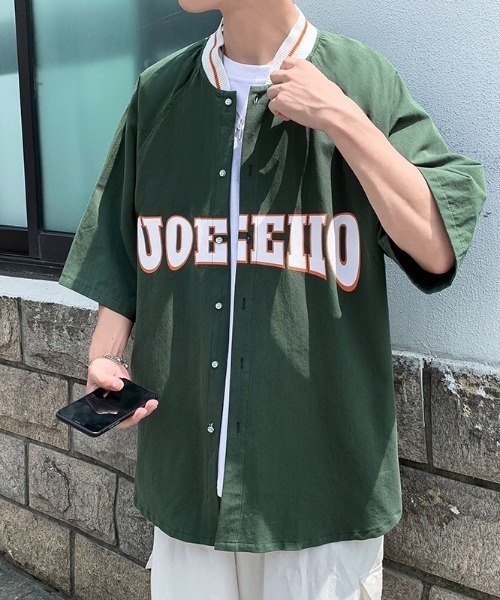 B.I.D.(ビーアイディー)の「【Bz】 ルーズシルエット半袖スタジャン風シャツ(シャツ/ブラウス・レディース・ネイビー/グリーン/ホワイト・MEDIUM/LARGE/X-LARGE)」の1枚目の写真