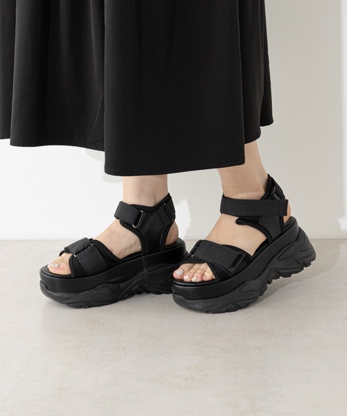 Chico（チコ）の「ボリュームベルトスポサン（サンダル・レディース・ブラック/アイボリー/ホワイト系その他・SMALL/MEDIUM/LARGE）」の9枚目の写真
