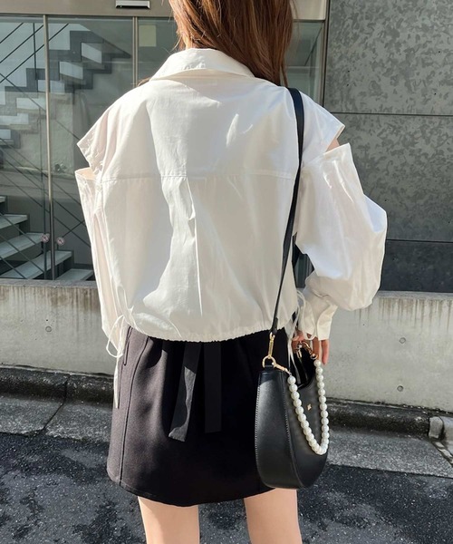 one after another NICE CLAUP(ワンアフターアナザーナイスクラップ)の「肩あきマルチウェイショートシャツ(シャツ/ブラウス・レディース・グレー系その他/ブルー系その他/ピンク系その他/オフホワイト・FREE)」の15枚目の写真