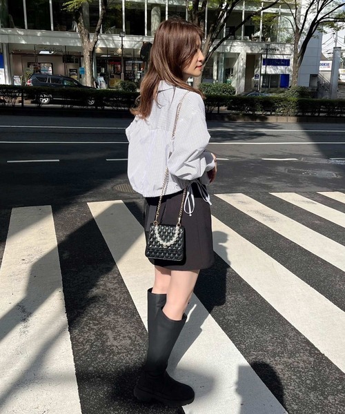 one after another NICE CLAUP(ワンアフターアナザーナイスクラップ)の「肩あきマルチウェイショートシャツ(シャツ/ブラウス・レディース・グレー系その他/ブルー系その他/ピンク系その他/オフホワイト・FREE)」の21枚目の写真