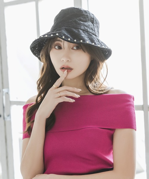 Julia Boutique（ジュリアブティック）の「オフショルダーリブニットトップス/23052（ニット/セーター・レディース・ピンク/ブラック/ベージュ/チャコール・ONE）」の12枚目の写真