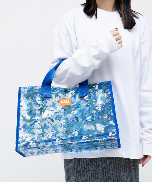 KiU（キウ）の「PVC クリアハンドトートバッグ（トートバッグ・レディース・ブラウン/ホワイト系その他/パープル系その他/ブルー系その他/イエロー系その他/ブラック系その他2/ブラック系その他・FREE）」の11枚目の写真