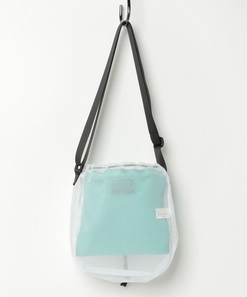 CRAZY CREEK（クレイジークリーク）の「CRAZY CREEK クレイジークリーク メッシュボールポーチ（ショルダーバッグ・メンズ・ホワイト/ブラック・FREE）」の18枚目の写真