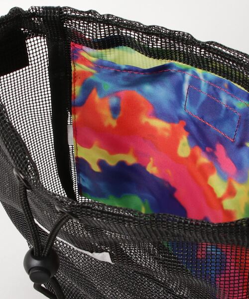 CRAZY CREEK（クレイジークリーク）の「CRAZY CREEK クレイジークリーク メッシュボールポーチ（ショルダーバッグ・メンズ・ホワイト/ブラック・FREE）」の5枚目の写真