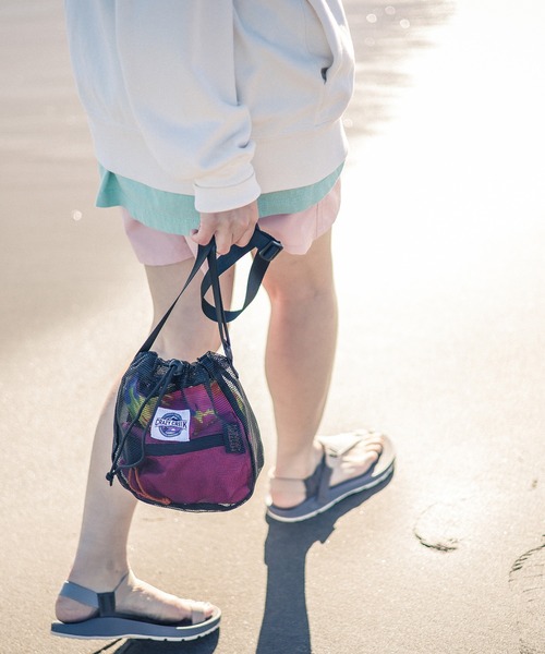 CRAZY CREEK（クレイジークリーク）の「CRAZY CREEK クレイジークリーク メッシュボールポーチ（ショルダーバッグ・メンズ・ホワイト/ブラック・FREE）」の10枚目の写真