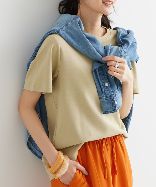 AMERICAN HOLIC（アメリカンホリック）の「Daily! クルーネック半袖カットプルオーバー1（Tシャツ/カットソー・レディース・ブラック/オフホワイト/ライトピンク/ライトイエロー/ブラウン・M/L/S）」の4枚目の写真