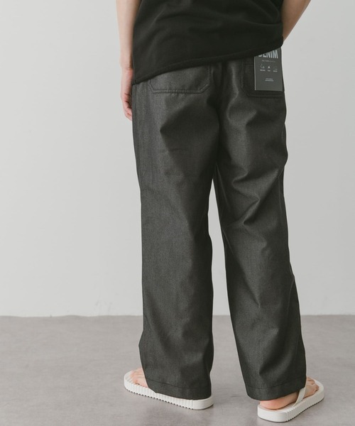 URBAN RESEARCH DOORS（アーバンリサーチドアーズ）の「『UR TECH WORKLUXE』デニム イージーパンツ（その他パンツ・メンズ・ブラック/インディゴブルー・MEDIUM/LARGE）」の6枚目の写真