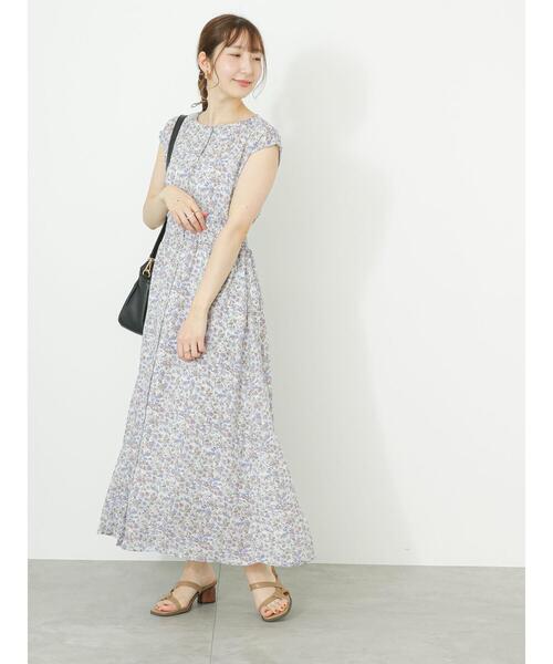 Te chichi TERRASSE（テチチテラス）の「花柄プリントワンピース（ワンピース・レディース・ネイビー/オフホワイト/ミント・F）」の2枚目の写真