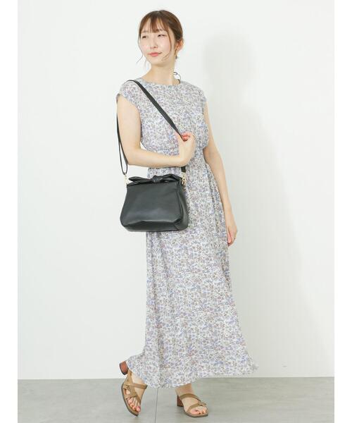 Te chichi TERRASSE（テチチテラス）の「花柄プリントワンピース（ワンピース・レディース・ネイビー/オフホワイト/ミント・F）」の4枚目の写真