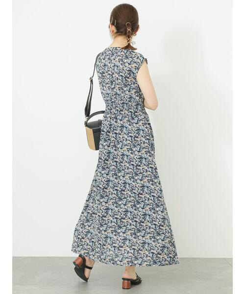 Te chichi TERRASSE（テチチテラス）の「花柄プリントワンピース（ワンピース・レディース・ネイビー/オフホワイト/ミント・F）」の14枚目の写真