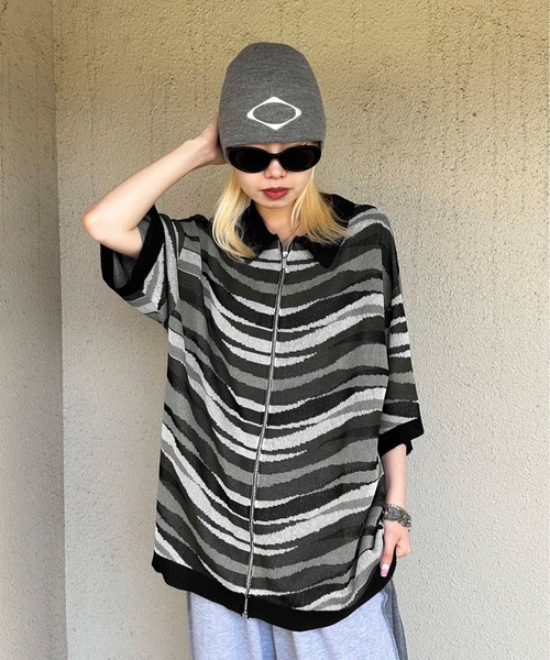 sedacle(セダクル)の「ウェーブジップポロニット(Tシャツ/カットソー・メンズ・ブラック/グリーン・MEDIUM/LARGE)」の3枚目の写真