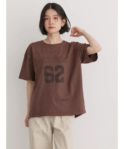 AMERICAN HOLIC（アメリカンホリック）の「製品染めナンバーロゴカットプルオーバー（Tシャツ/カットソー・レディース・チャコールグレー/ブラウン・L/M）」の4枚目の写真