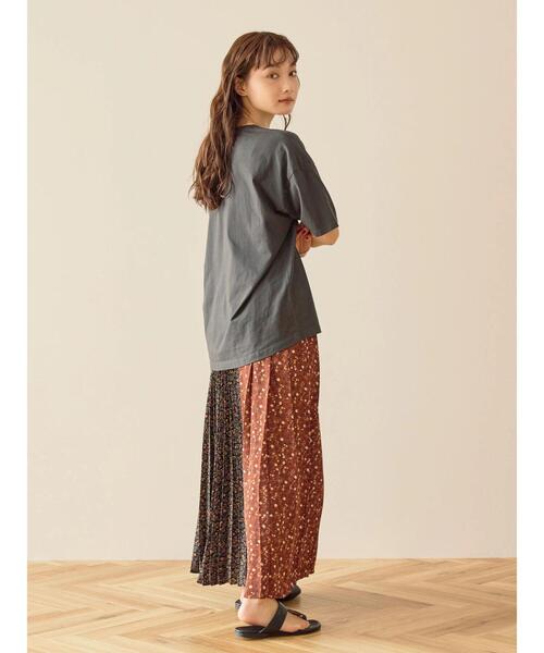 AMERICAN HOLIC（アメリカンホリック）の「製品染めナンバーロゴカットプルオーバー（Tシャツ/カットソー・レディース・チャコールグレー/ブラウン・L/M）」の8枚目の写真