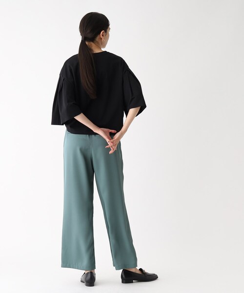 OPAQUE.CLIP(オペークドットクリップ)の「◆サテンイージーワイドストレートパンツ【洗濯機洗い可】(その他パンツ・レディース・ライトブルー/チャコールグレー/キャメル・40/38)」の11枚目の写真