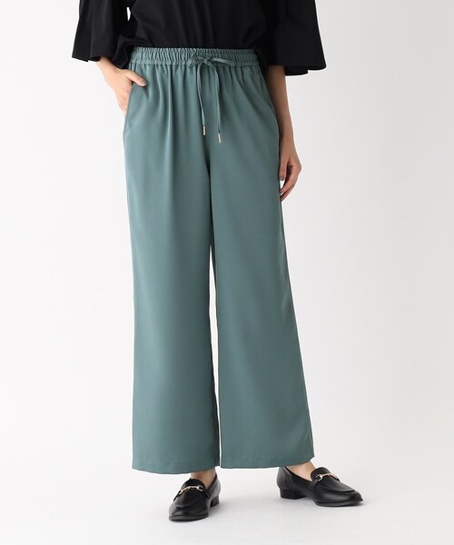 OPAQUE.CLIP(オペークドットクリップ)の「◆サテンイージーワイドストレートパンツ【洗濯機洗い可】(その他パンツ・レディース・ライトブルー/チャコールグレー/キャメル・40/38)」の14枚目の写真