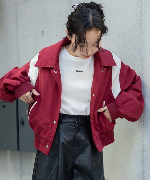 WEGO（ウィゴー）の「WEGO/ナイロン切替ショートスタジャン（スタジャン・レディース・ワイン/ブラック・FREE）」の2枚目の写真