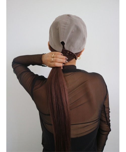 TRUNC（トランクエイティーエイト）の「Eco Suede Cap（キャップ・レディース・ブラック/グレイッシュベージュ・FREE）」の4枚目の写真