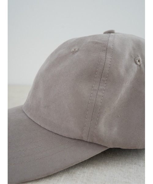 TRUNC（トランクエイティーエイト）の「Eco Suede Cap（キャップ・レディース・ブラック/グレイッシュベージュ・FREE）」の12枚目の写真