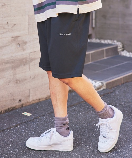 MAISON CLUB(メゾンクラブ)の「【MAISON CLUB】ワンポイント刺繍ドライハーフパンツ LESS IS MORE(その他パンツ・メンズ・ホワイト/ネイビー/ブラック/ダークグレー・M/XL/L)」の17枚目の写真