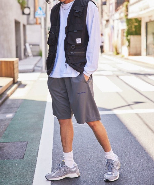 MAISON CLUB(メゾンクラブ)の「【MAISON CLUB】ワンポイント刺繍ドライハーフパンツ LESS IS MORE(その他パンツ・メンズ・ホワイト/ネイビー/ブラック/ダークグレー・M/XL/L)」の5枚目の写真