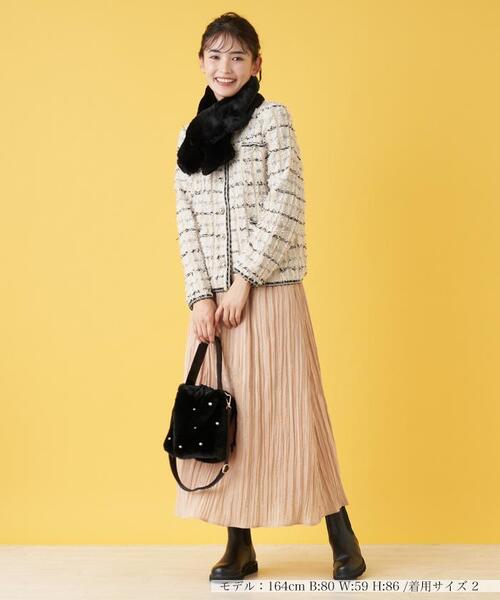 en recre(アンレクレ)の「フェイクファーティペット(マフラー・レディース・ライトグレー/チョコ/ブラック/ライトブラウン・FREE)」の16枚目の写真