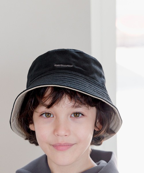 GLOBAL WORK(グローバルワーク)の「洗えるリバーシブルバケットHAT/974037(ハット・キッズ・オフホワイト/ブラック・LARGE/MEDIUM)」の22枚目の写真