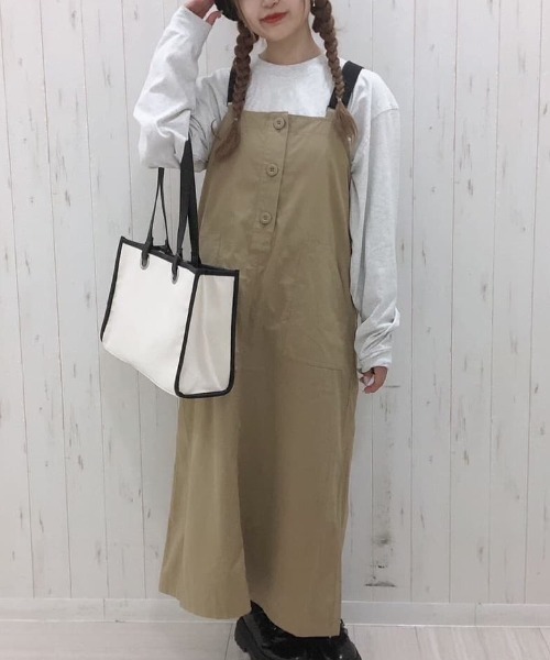 NAVY（ネイビー）の「USコットン  オーバーサイズロングスリーブTシャツ（Tシャツ/カットソー・メンズ・チャコール/ホワイト/ブルー/マスタード/ブラック/オートミール/ブラウン/ダークグリーン・M/S/XXL/XL/L）」の16枚目の写真