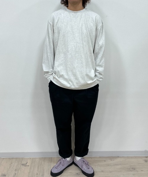 NAVY（ネイビー）の「USコットン  オーバーサイズロングスリーブTシャツ（Tシャツ/カットソー・メンズ・チャコール/ホワイト/ブルー/マスタード/ブラック/オートミール/ブラウン/ダークグリーン・M/S/XXL/XL/L）」の21枚目の写真