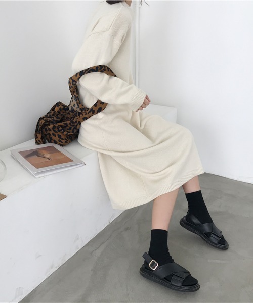N.s(エヌドットエス)の「フロント襟ボタンニットワンピース(ワンピース・レディース・ベージュ/ブラック・M/L)」の10枚目の写真