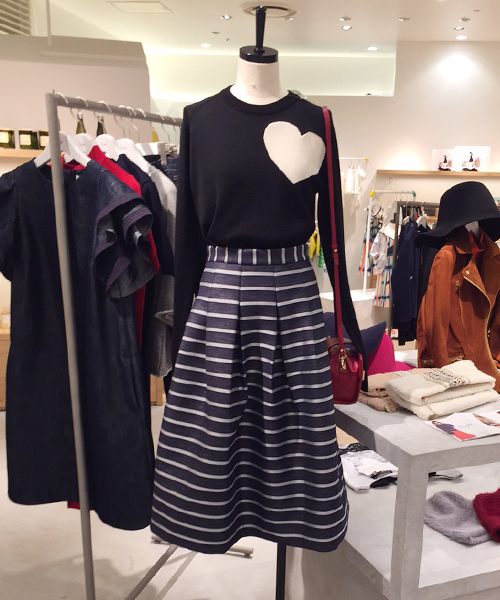 'PalinkA（パリンカ）の「ボンディングリバーシブルスカート（スカート・レディース・アイボリー/ネイビー・36/38）」の13枚目の写真