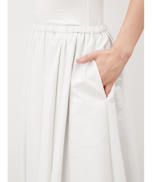 新品❤️TFW49 ホワイトスカート ウエストゴム ラメニット プリーツスカート / セットアップ対応（12-50FK01-205