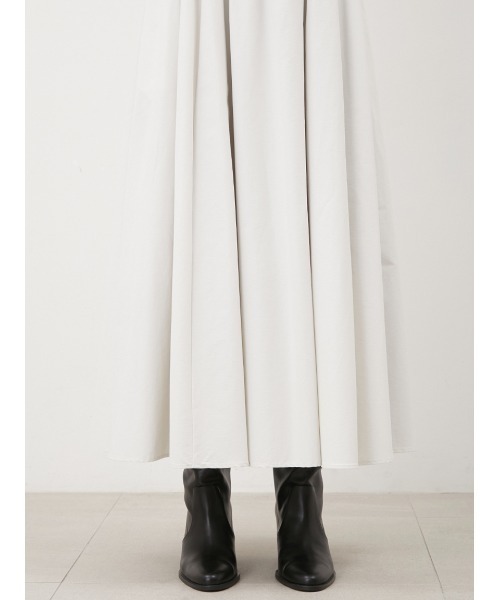 Mila Owen(ミラオーウェン)の「ウエストゴムサスペンダーギャザースカート(スカート・レディース・チェック/ホワイト/ブラック・1/0)」の12枚目の写真