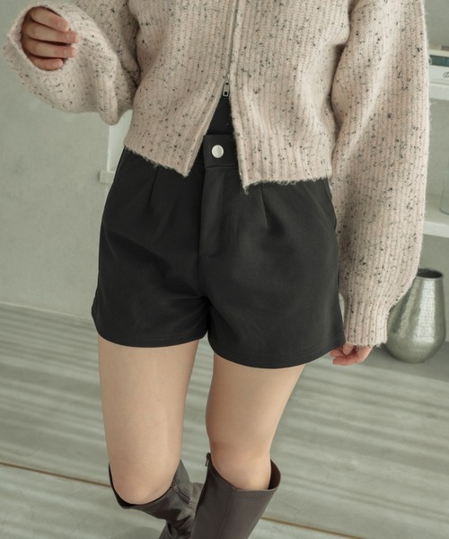 Ambre Neige（アンブルネージュ）の「タックショートパンツ／【WEB/EC限定商品】（その他パンツ・レディース・ブラック・FREE）」の16枚目の写真