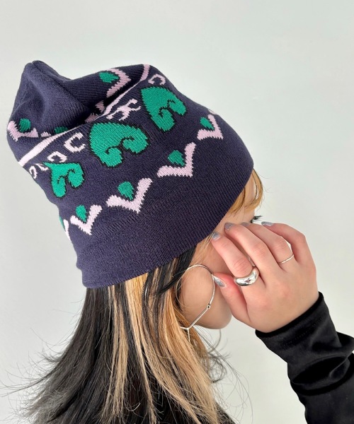 CHANEL ニット帽　ビーニー　ハート 25C【ハートロゴが可愛い♡】CHANEL ニット帽 (CHANEL/ニット