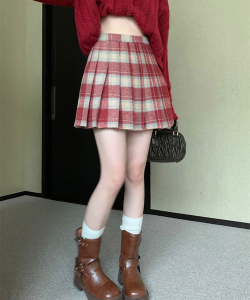 Nia(ニア)の「Nia(ニア)/レトロチェック ミニプリーツスカート(スカート・レディース・ブラック/レッド/ブラウン・LARGE/MEDIUM/SMALL)」の11枚目の写真