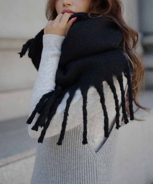 esutoreja（エストレジャ）の「シンプルスカーフ（マフラー・レディース・ブラック/ブルー/グリーン・FREE）」の5枚目の写真