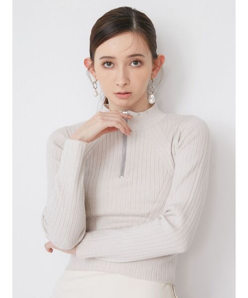 MURUA（ムルーア）の「ハーフジップリブニット（ニット/セーター・レディース・ブラック/ブルー/アイボリー・FREE）」の4枚目の写真