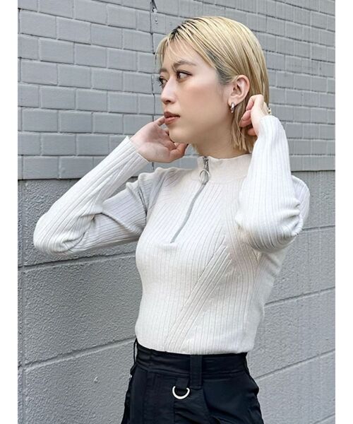 MURUA（ムルーア）の「ハーフジップリブニット（ニット/セーター・レディース・ブラック/ブルー/アイボリー・FREE）」の22枚目の写真