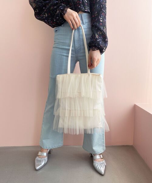 MAJESTIC LEGON（マジェスティックレゴン）の「レイヤードチュール