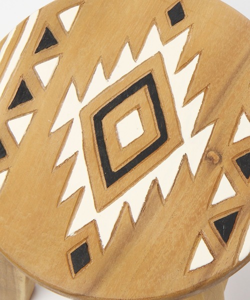 BAYFLOW（ベイフロー）の「BFネイティブミニスツール（家具・レディース・ブラック・0）」の4枚目の写真