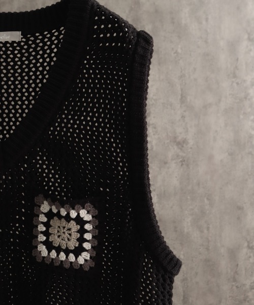 welise（ウェライズ）の「【welise/ウェライズ】クロシェポケットオーバーサイズシアーニットベスト（ベスト・メンズ・ブルー/アイボリー/ブラック・M/L）」の12枚目の写真